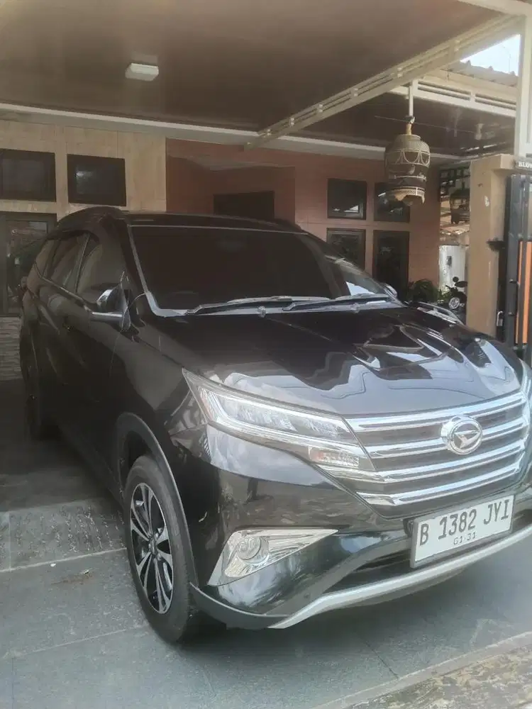 Disewakan mobil + supir