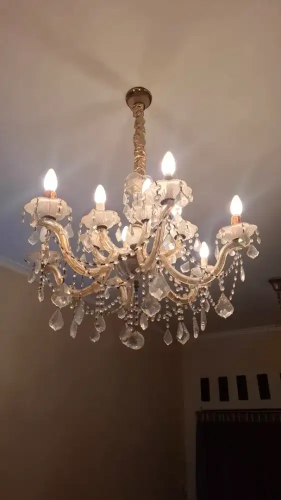 Lampu Kristal Chandelier 10 Cabang