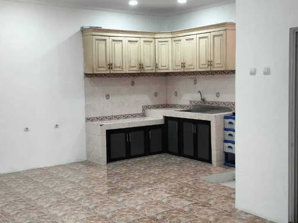 Dijual Rumah Cantik Sudah Renovasi di Harapan Indah, Bekasi.