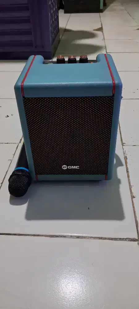 Speaker Aktif dan Karoke