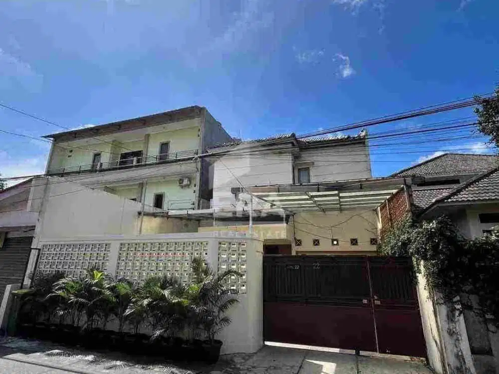 RUMAH DIJUAL! Hunian Nyaman & Strategis di Cilandak – Lahan Luas dengan Desain Klasik Kontemporer