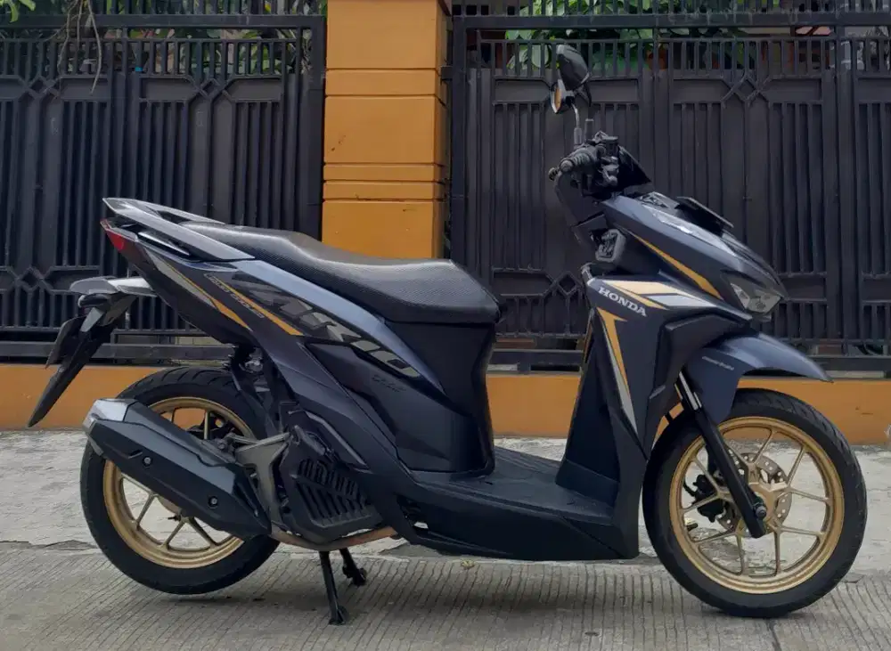 Di jual vario led new 2022 Surt komplit Pajak hidup body ori