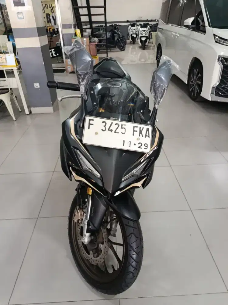 Di jual murah Honda CBR150R ABS