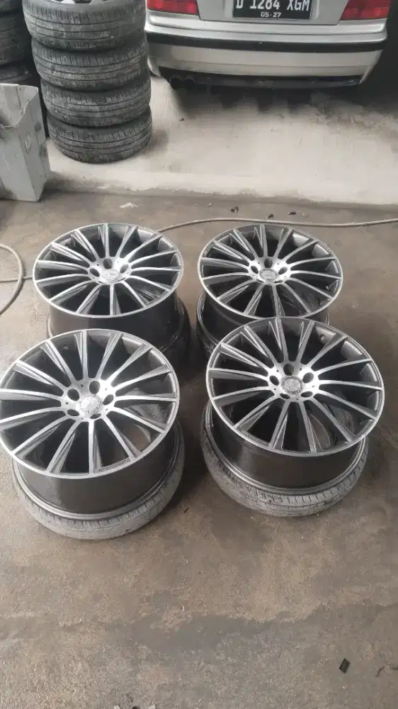 AMG Blade R20 Et 38 Lebar 8.5-9.5 Part Number Murah Aja, Not OEM