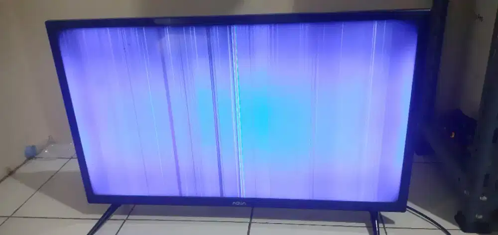Jual Butuh TV LED AQUA 32  layar ngeblank males perbaiki boleh dikash
