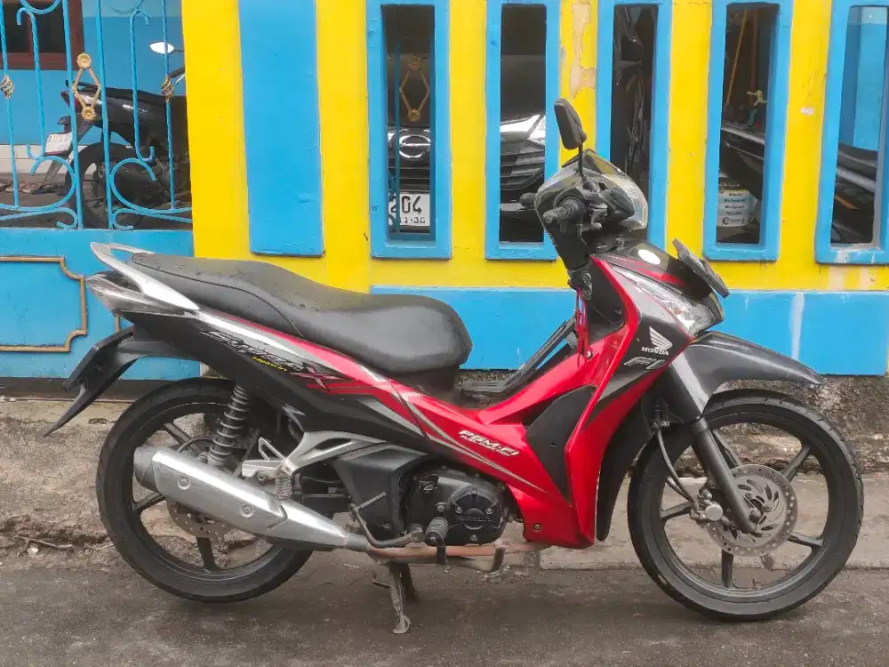 Supra x 125 fi orisinil luar dalem dikranji Bekasi