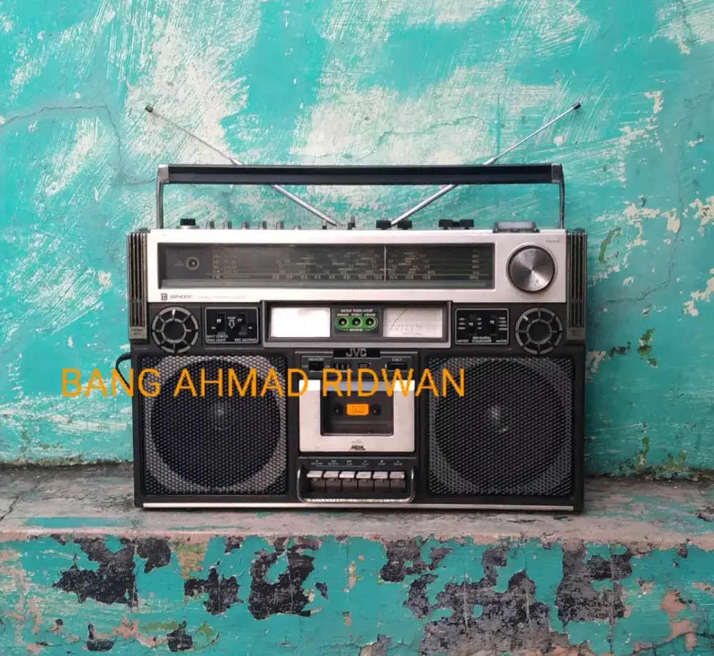 FM AM SW radio tape kaset pita antik jadul kuno tua klasik boombox JVC