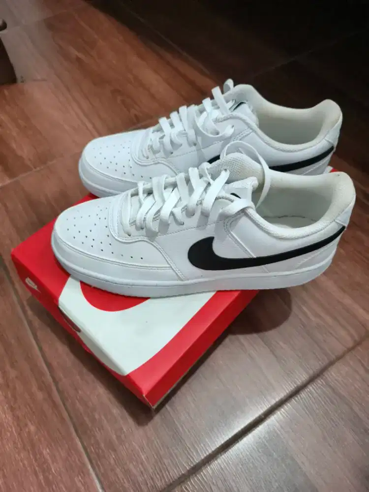 Nike court vision lo nn size 41