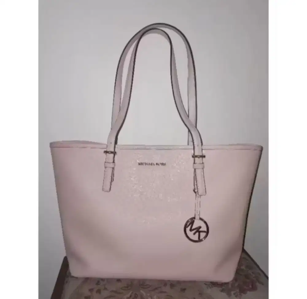 Tas Totebag Wanita Micahel Kors Light Pink