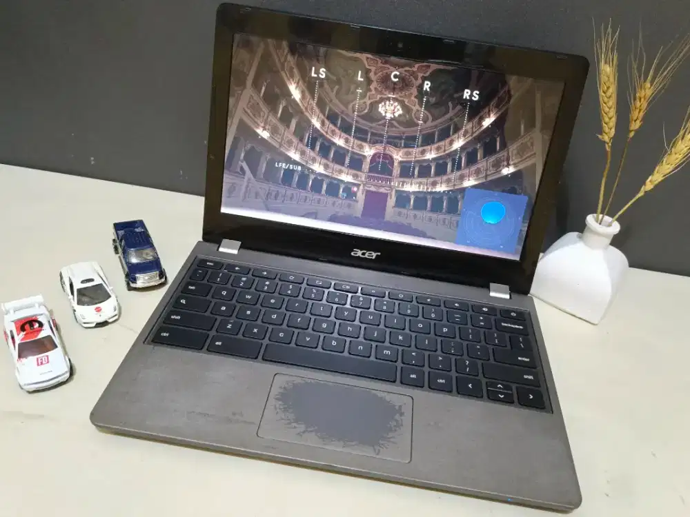 Laptop Acer Chromebook Celeron N3205U Ram 4Gb Ada Playstore Model Slim