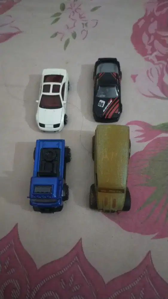 Take all/borongan hotwhells mobi kondisi mulus