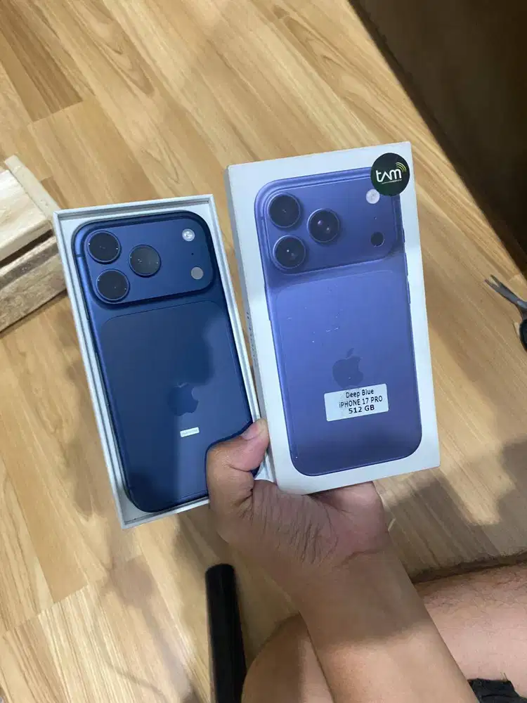 17 Pro 512 GB ex iBox Deep Blue CC 6