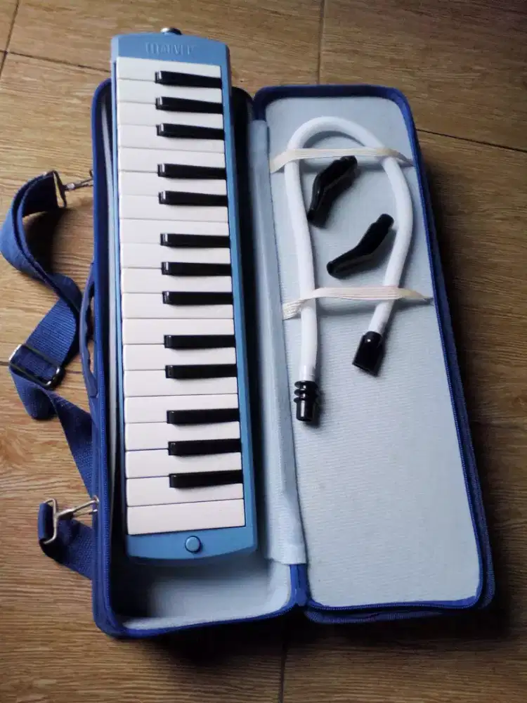 Pianica tiup merk Marvel.tinggal pakai.