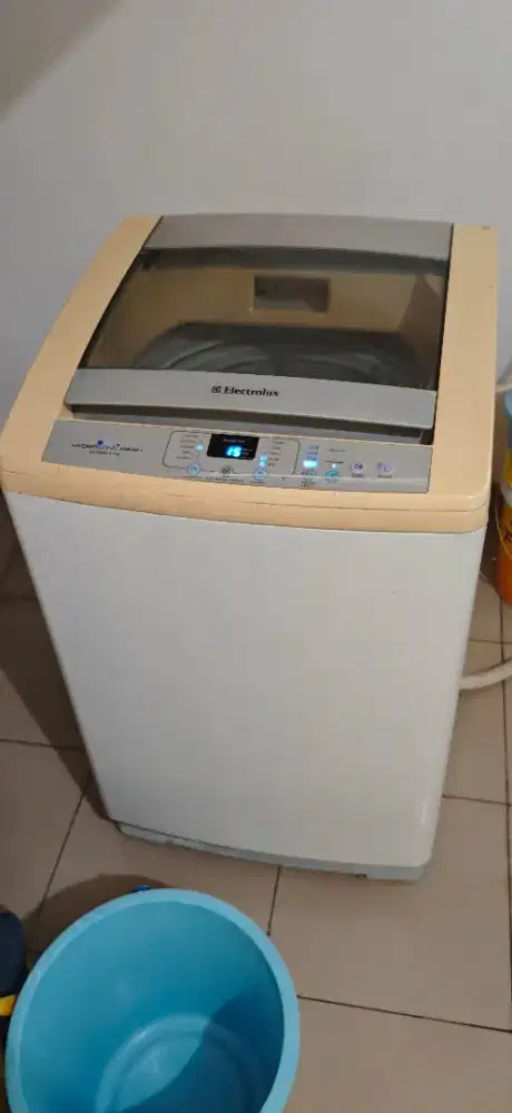 Mesin cuci Electrolux 8.5kg