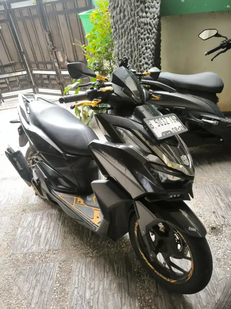 Vario 160 ABS modifikasi + sparepart ori