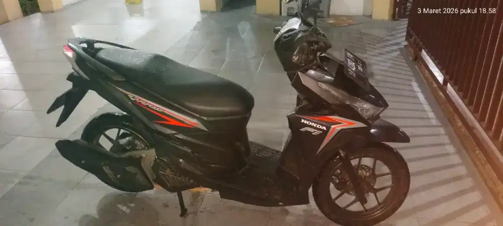 Vario old 125 tahun 2017 mulus