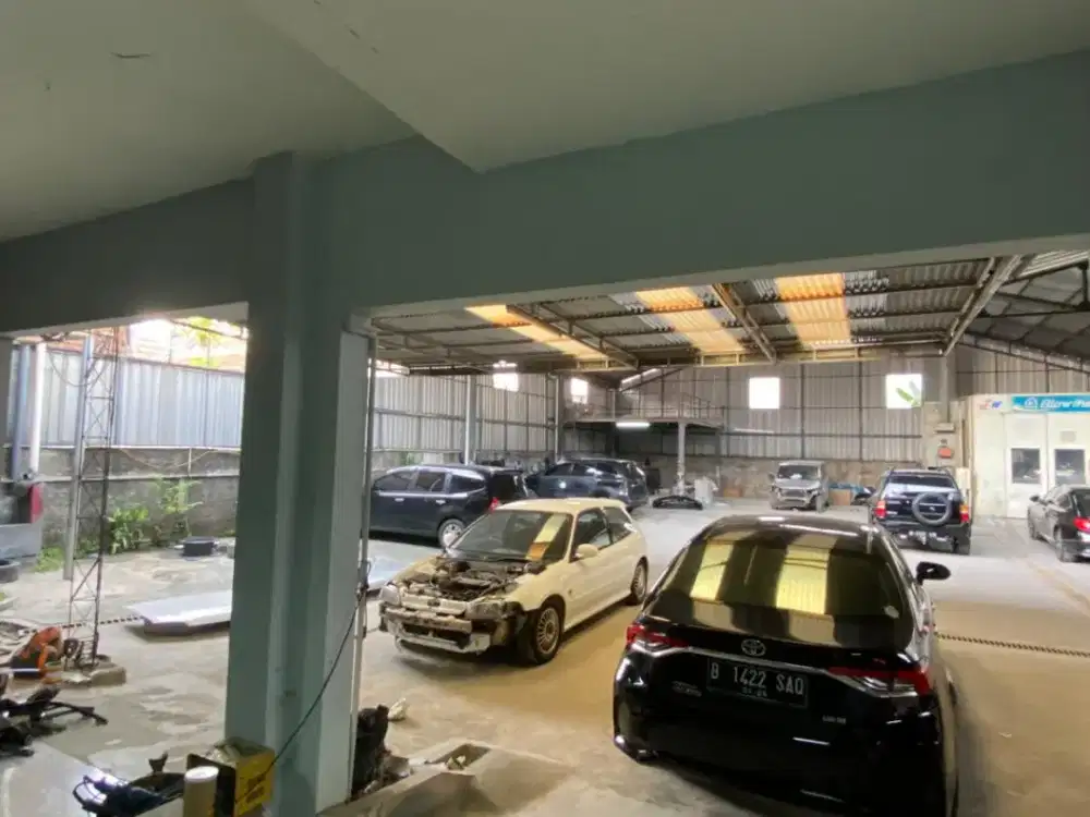 Dijual Gudang ex showroom di Bintara bekasi kota,bekasi barat