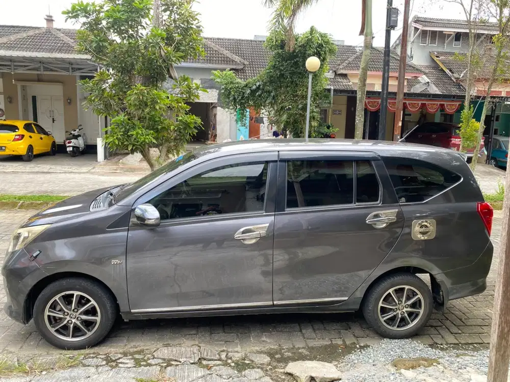 Toyota Calya (metik)