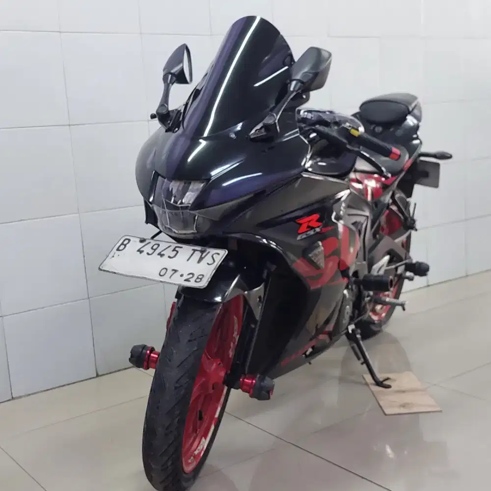 Suzuki gsx 150R 2018 dp 4.5jt