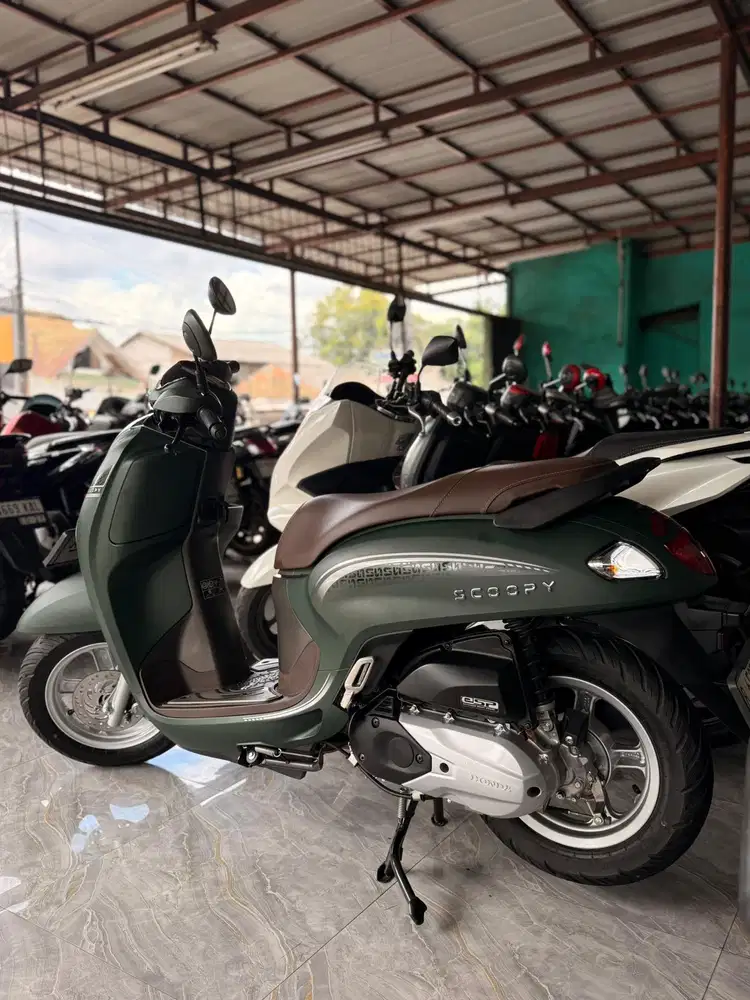 SCOOPY 2025 hijau cash kredit dp 1 jutaan