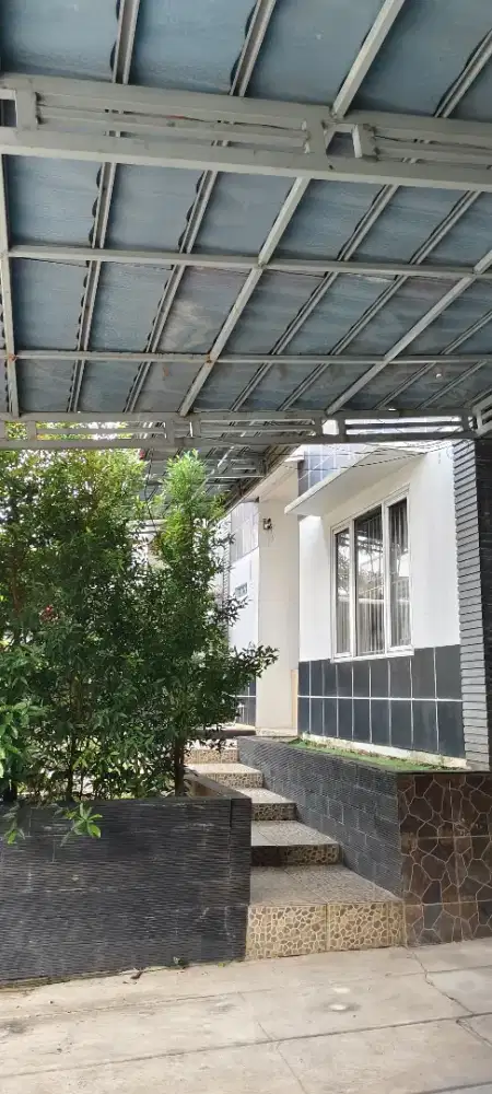 Dijual cepat Rumah di Kompex Nyiur Melambai, Plumpang