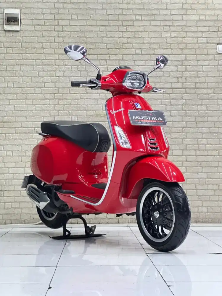 TERMURAH‼️Vespa Sprint 150 ABS 2022 Red Favorit -Dava Mustika motoshop