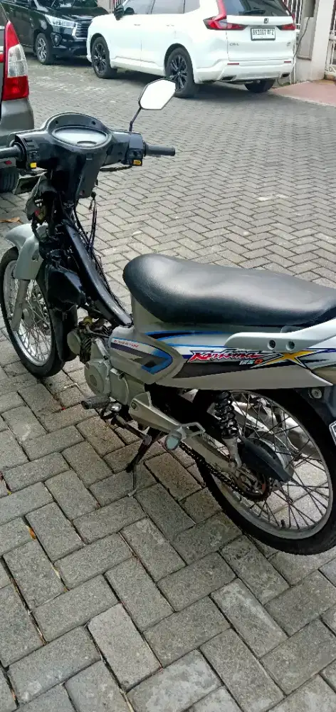 Dijual Kharisma 2005 Surat Lengkap Pajak Mati lama.