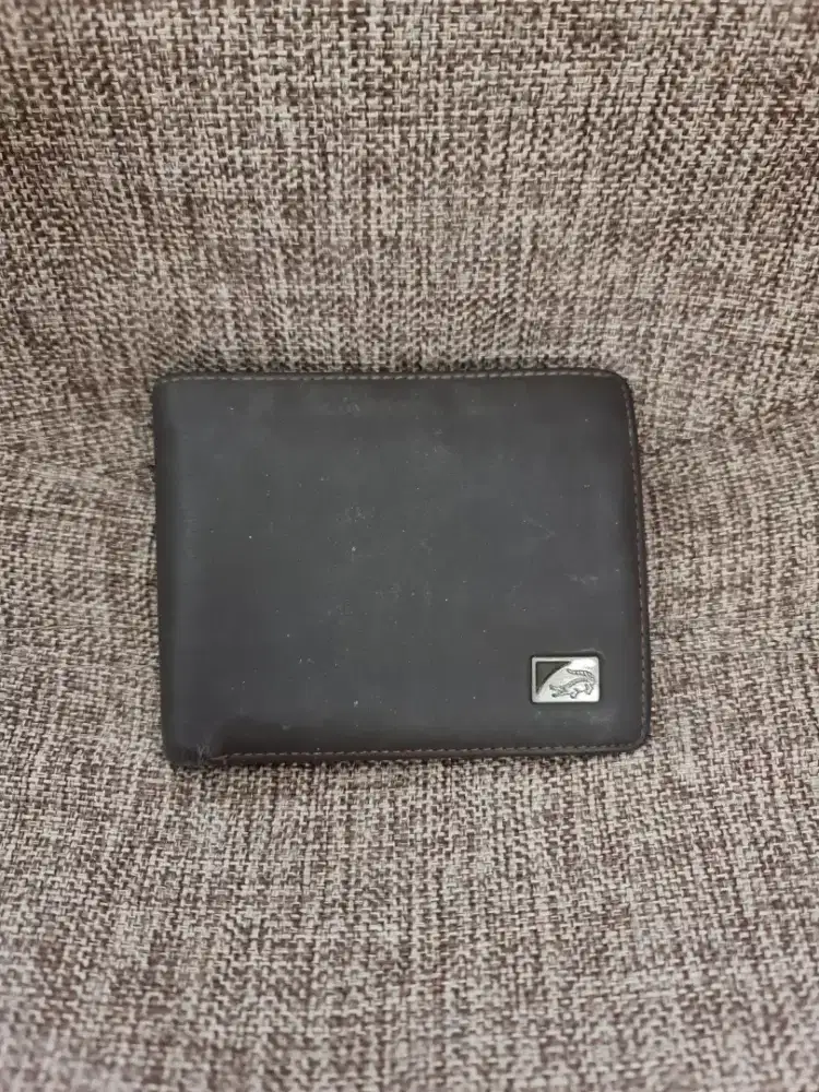 Dompet Pria Crocodile Brown scond bekas

Original
Asli kulit