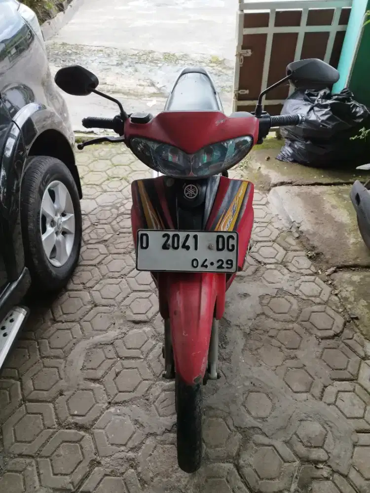Yamaha Jupiter Z Tahun 2004 Orisinilan Istimewa
