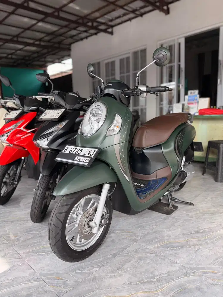 HONDA SCOOPY KEYLESS 2024 GOOD CONDITION