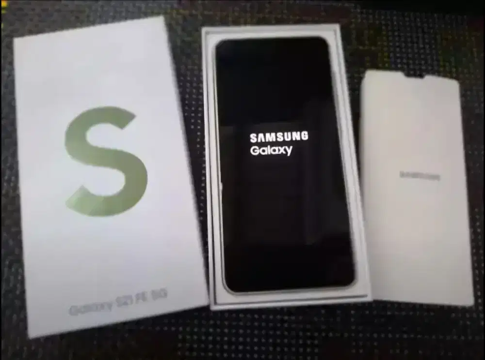 Samsung S21 FE 5G 8/128 Fullset