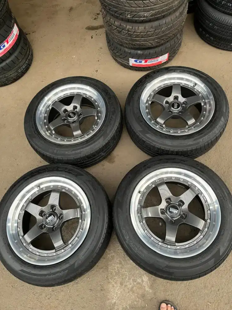 Velg hsr ring 17 pcd 5x114,3 ban 215/60 R17 4pcs