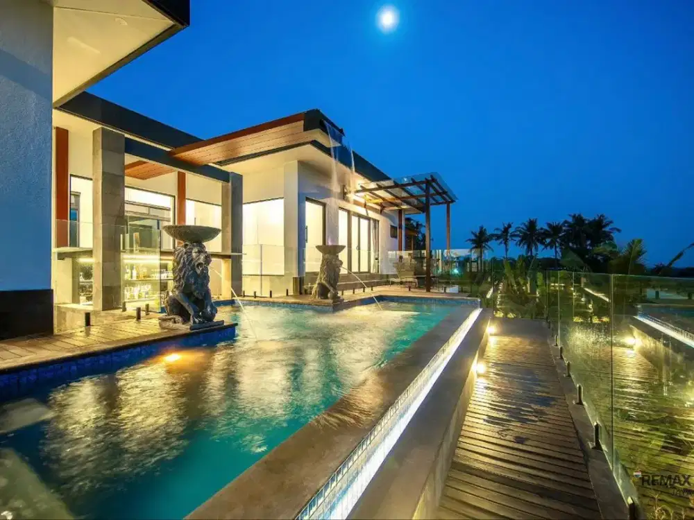 Tropical Villa With Ricefield View For Sale, In Tabanan Area