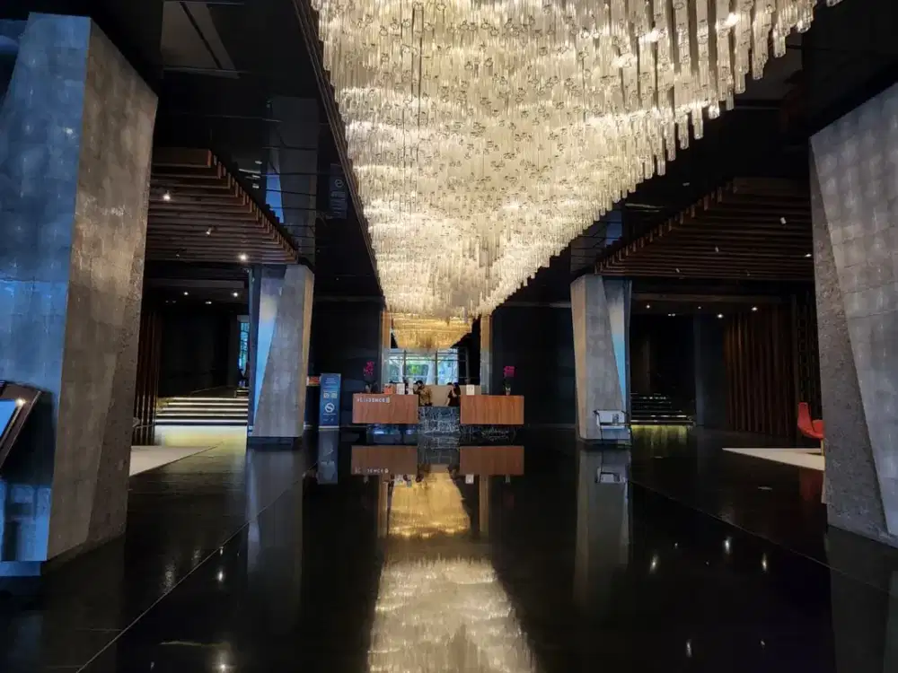 Dijual Apartemen Residence 8 @Senopati – 3+1 BR (Size 180 Sqm) FURNISH CERTIFICATE TERMURAH 6,8 MILIAR UNDERMARKET