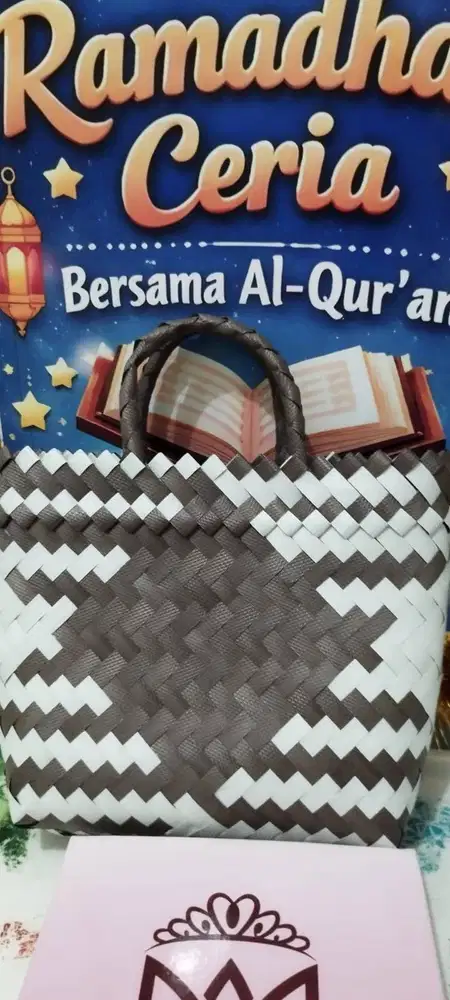 TAS ANYAMAN PLASTIK HAMPERS SMALL