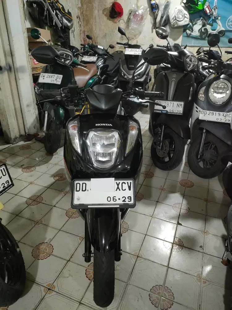 Honda Genio 2024 hitam