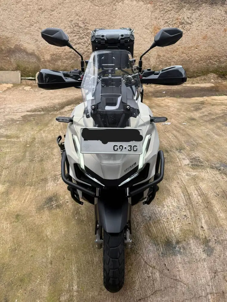 Jual Honda ADV 160 ABS Putih Tahun 2025