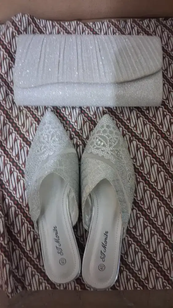 Setelan sandal tas pesta