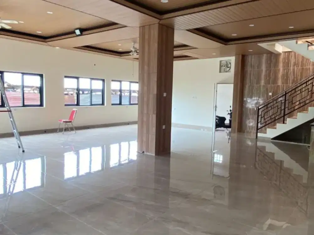 Disewakan Ruang Usaha 3 Lantai Strategis di Jl. Kabupaten, Nogotirto, Gamping, Sleman