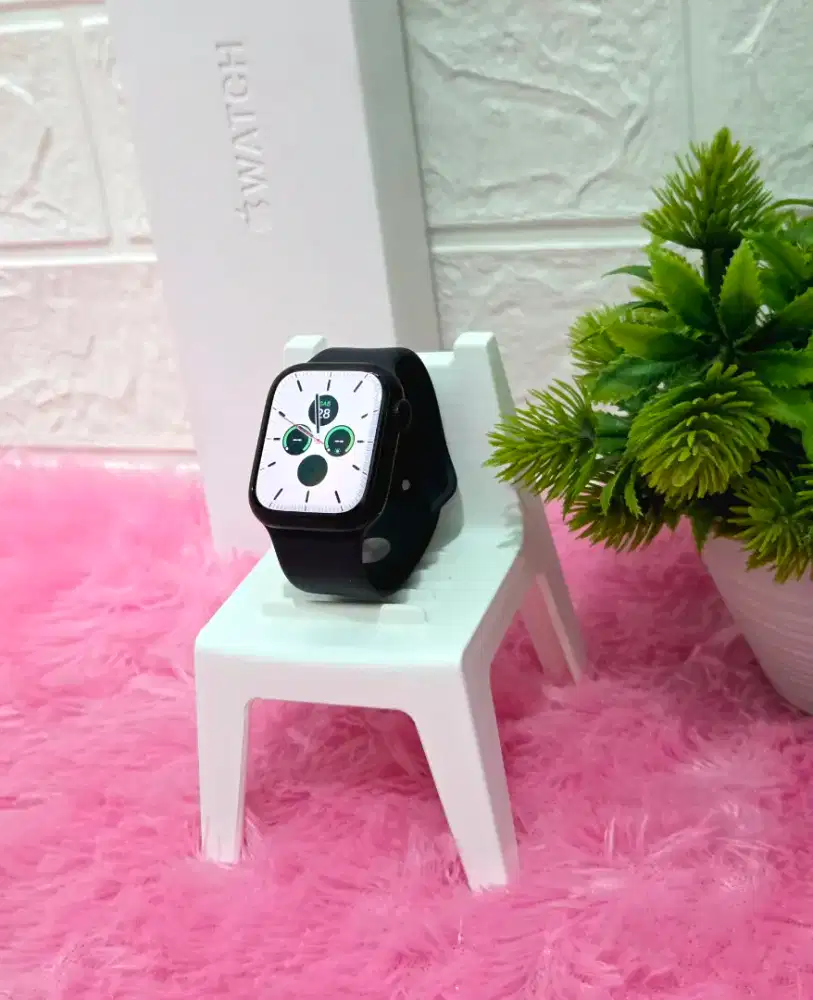 Apple Series 8 41mm Hitam Mulus Normal