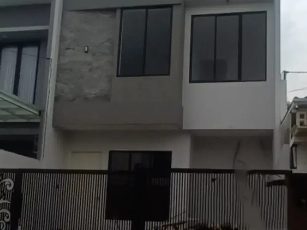 Dijual Rumah Galaxy Bumi Permai