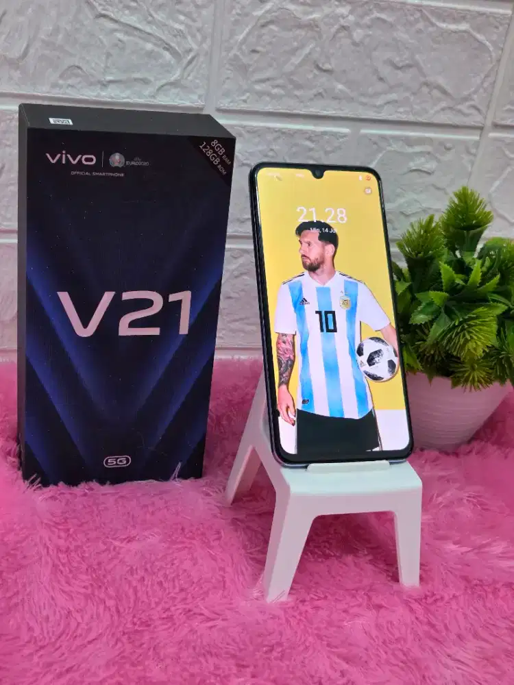 Vivo V21 5G 128Gb Pelangi Mulus Lengkap