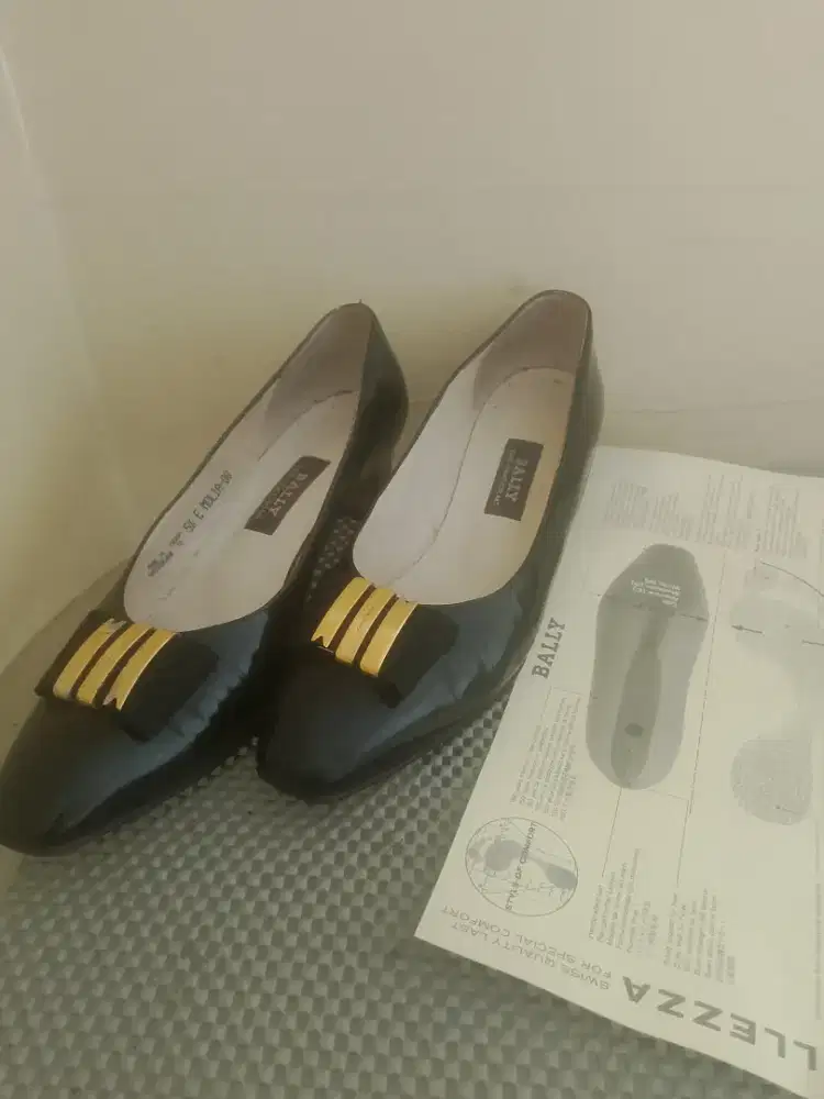 Jual sepatu Bally Wanita Ori