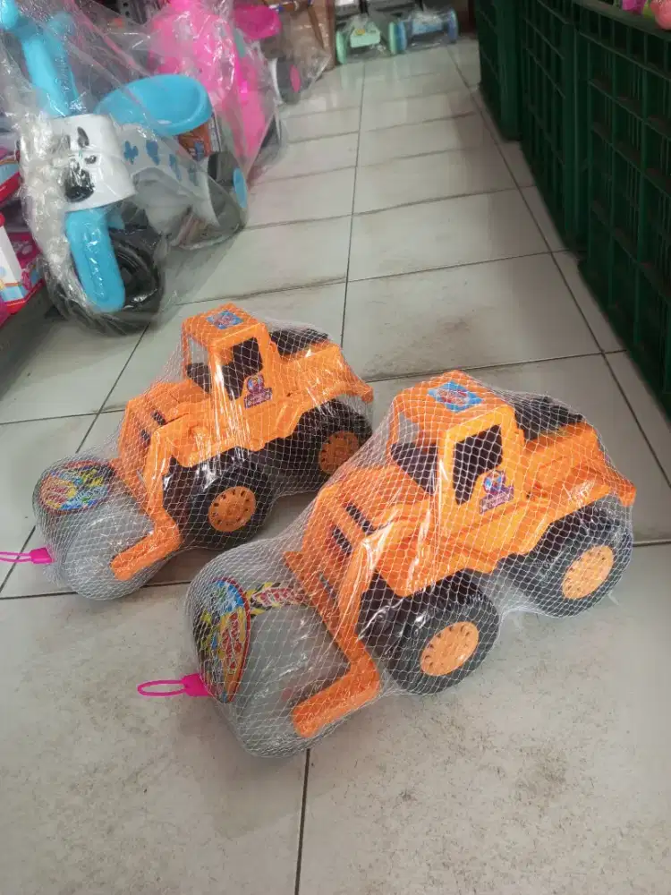 Mainan Anak Truk Stom jaring