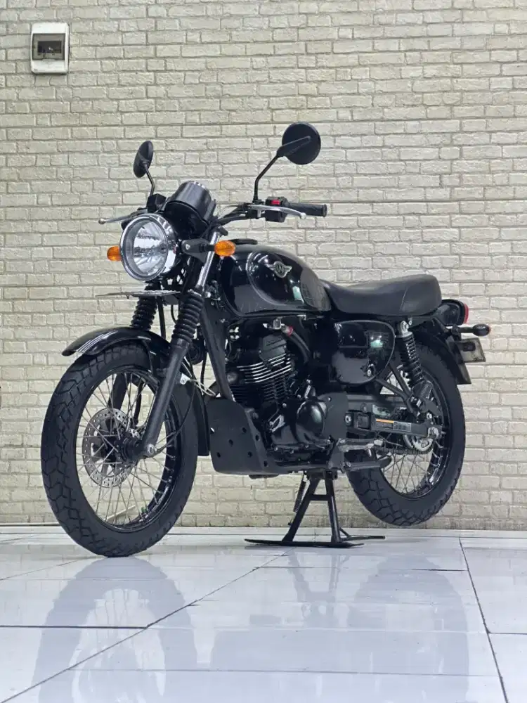 TERMURAH‼️ Kawasaki W175 SE 2020 Black Style Pajak Baru - Dava Mustika