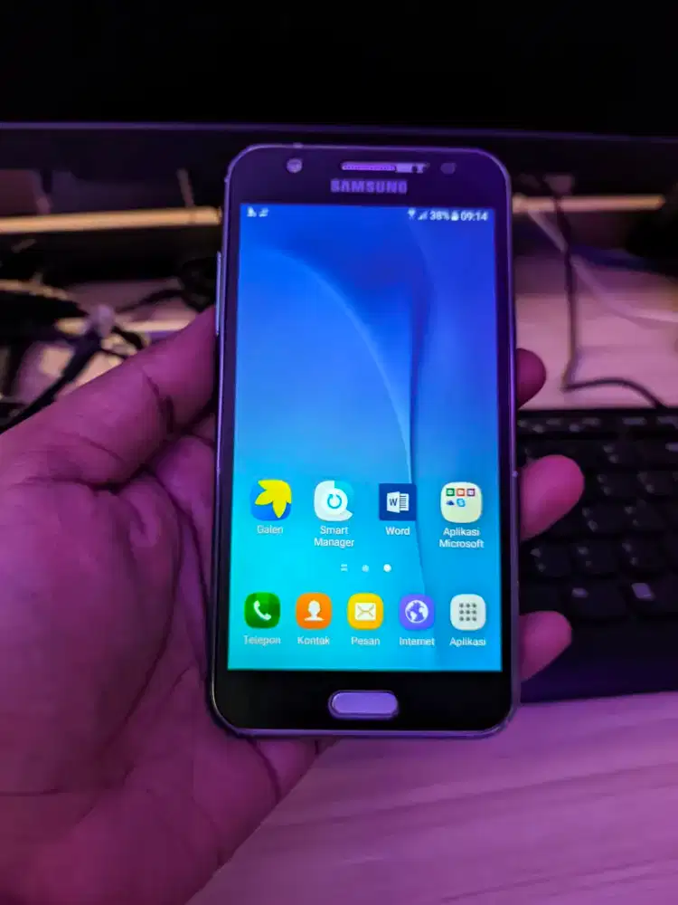 Samsung j5 1.5/8gb 4G LTE