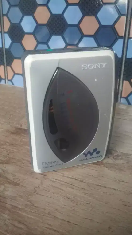 Sony Walkman Tape bs Radio bs