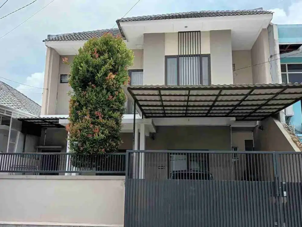 Dijual Cepat Rumah Tenggilis Surabaya Minimalis  2 Lantai Siap Huni Interior Semi Furnished