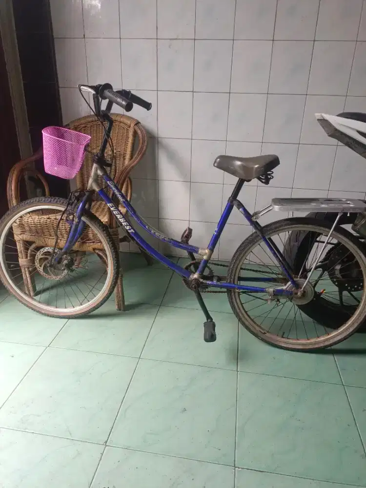 Sepeda siap goes untuk aktivitas anda