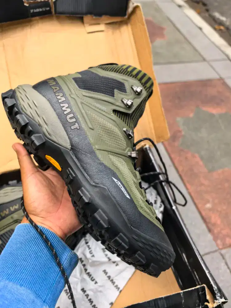 Sepatu mammut ducan knit high gtx